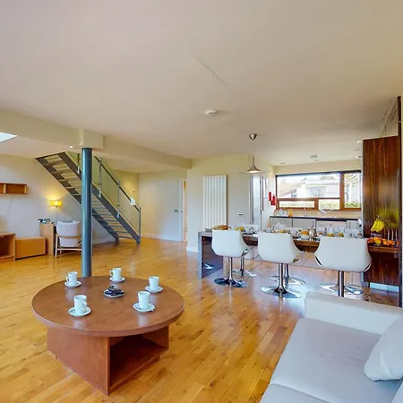 בית נופש 3 Bed By Trident Homes קאסלמרטיר