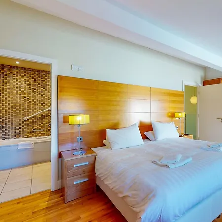 3 Bed By Trident Homes *