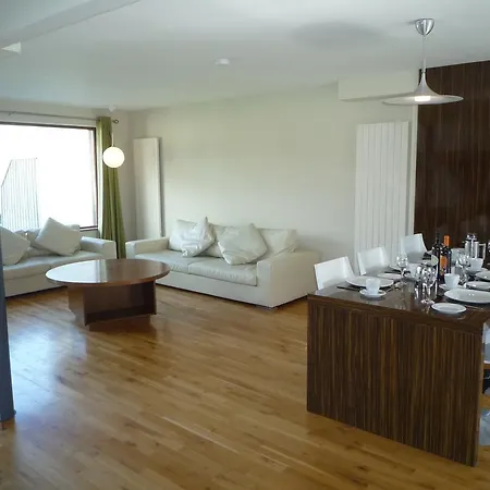 3 Bed By Trident Homes Каслмартир
