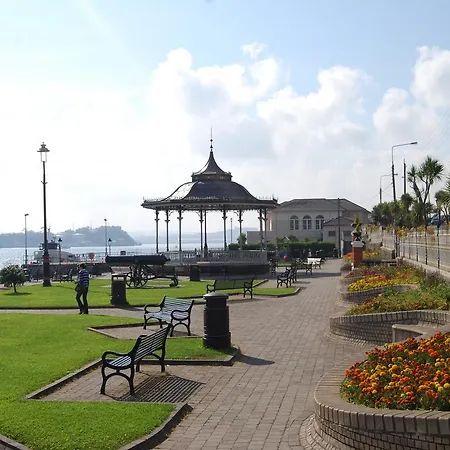 3 Bed By Trident Homes Dom wakacyjny Castlemartyr